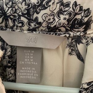 Short long sleeves dress